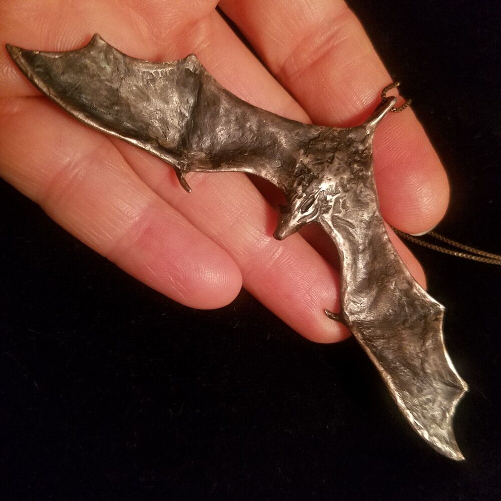 Sterling Silver Bat Pendant w/Black Star Diopside Gemstone, Vampire Goth Gothic - Picture 8 of 10